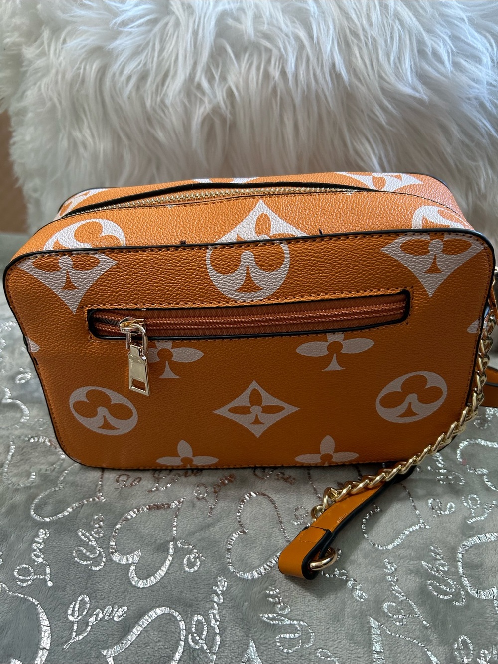NWT Classic Fashion Monogram Crossbody wi/Gold Chain & Matching Wallet, Orange - Picture 7 of 11